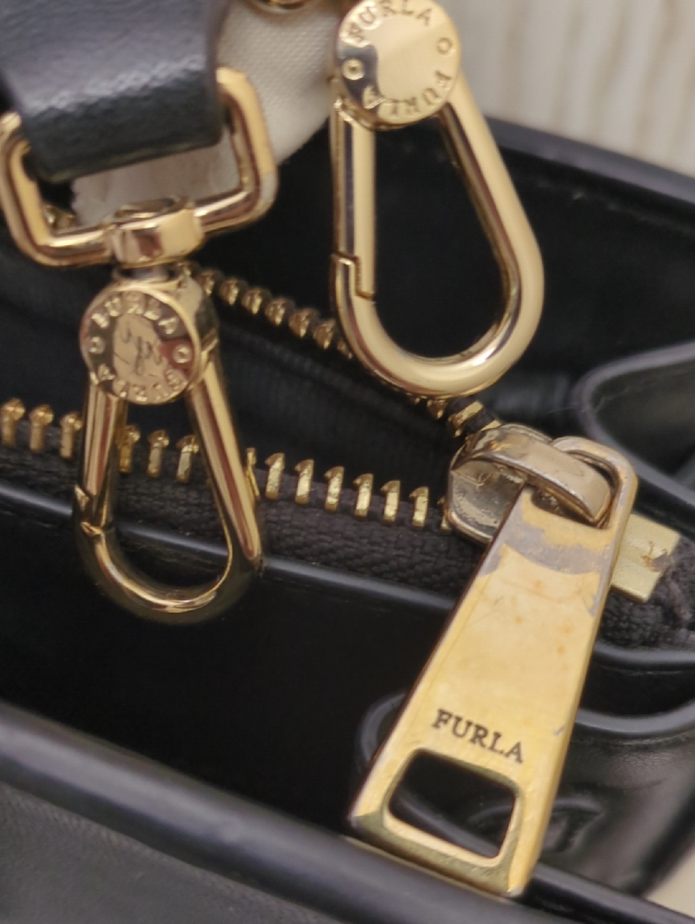 Furla Leather Quilted Cometa Bag - Picture 16 of 17